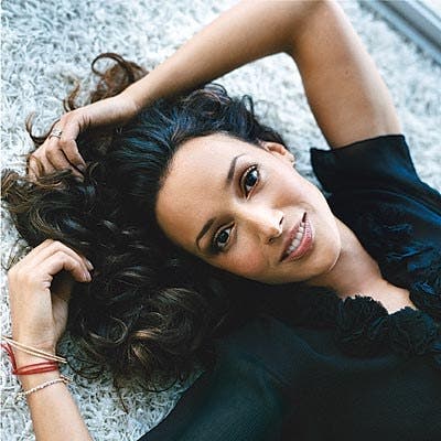 Jennifer Beals da su opnión sobre la relación de Bette y Tina