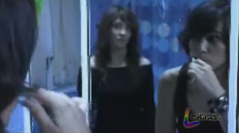 Chica busca Chica resumen de episodio 1×13 «Llega Roberta, una actriz muy sexy»