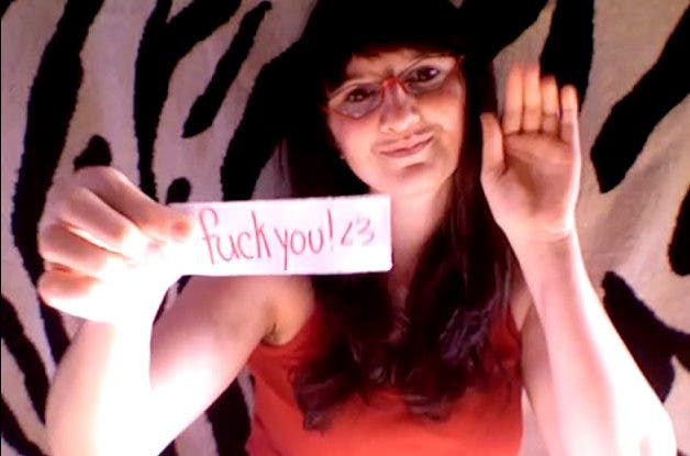 Música con toque Lésbico: Fuck You Very Much