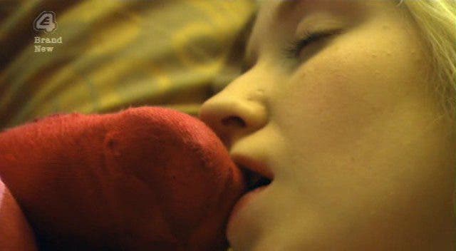 Skins Resumen de Episodio 3×06 “Naomily”