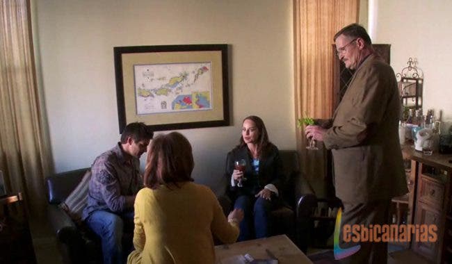 Owen, Gina, El Coronel y Guya intentando hacer como que se llevan bien