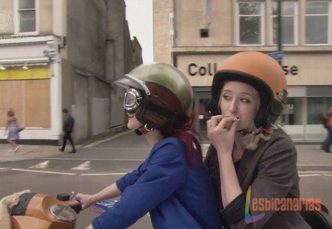 Naomy y Emily Skins