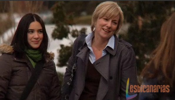 Anyone But Me 2x05 03
