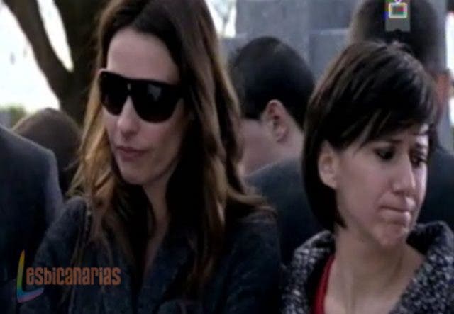 Maca y Esther 19x06 01