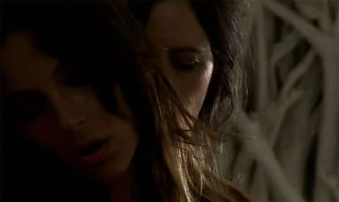 Sarah Nile protagoniza un video musical lesbicanario