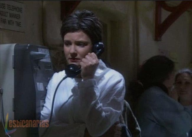 Bad Girls 1x02 04
