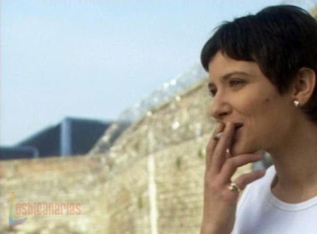 Bad Girls 1x06 10