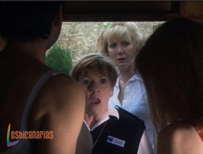 Bad Girls 1x08 11