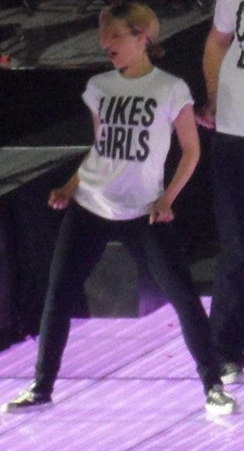 Dianna Agron «likes girls»