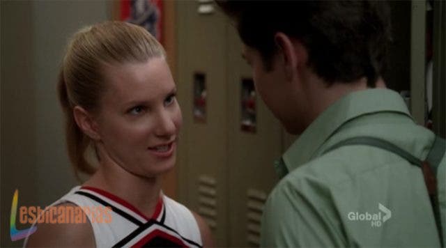 Brittany y Santana 3x04 01