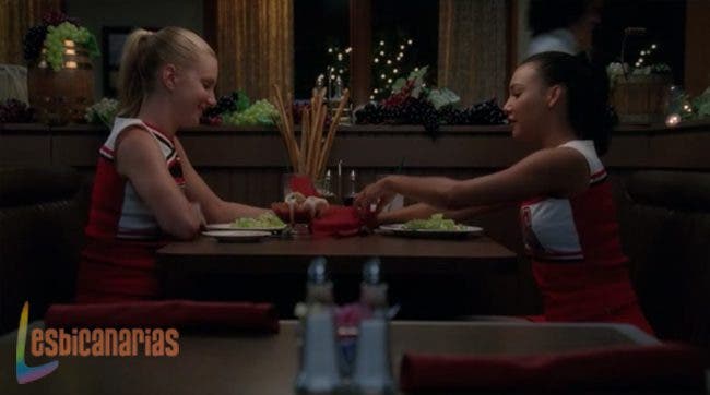 Brittany y Santana 3x04 04