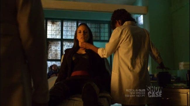 Lost Girl 2x15 07