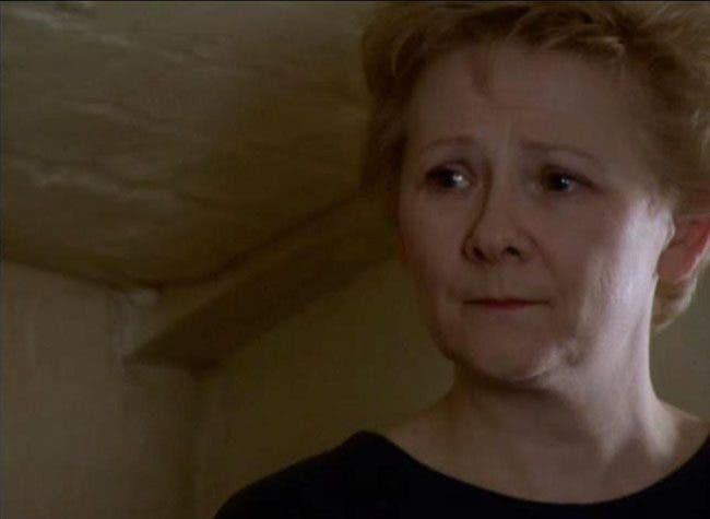BG 2x06 Barbara gesto triste BG 2x06 Barbara gesto triste