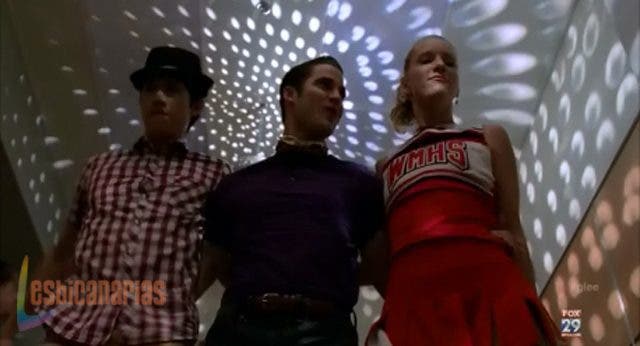 Brittany y Santana 3x16 01