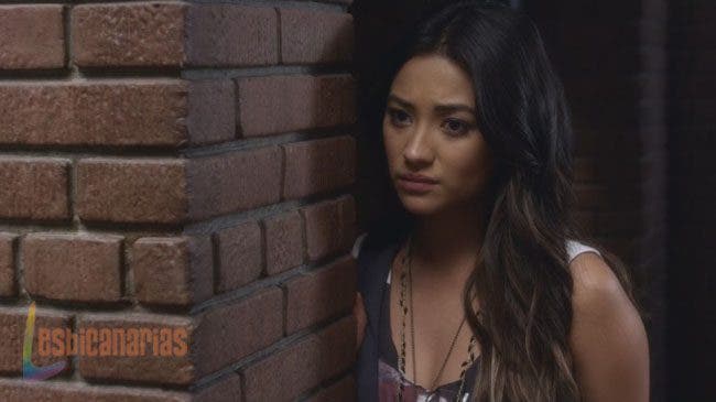 Pretty Little Liars resumen de episodio 3×01