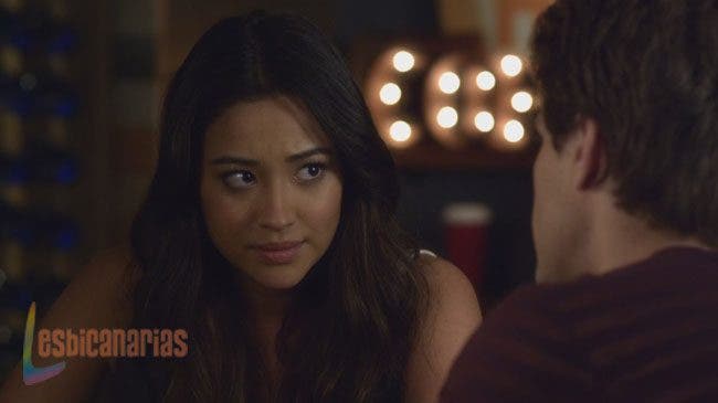 Pretty Little Liars 3x01 07