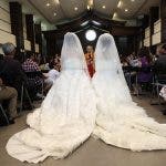 Boda lésbico budista en Taiwán Vestidos