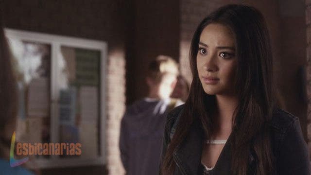 Emily y Page 3x22-01
