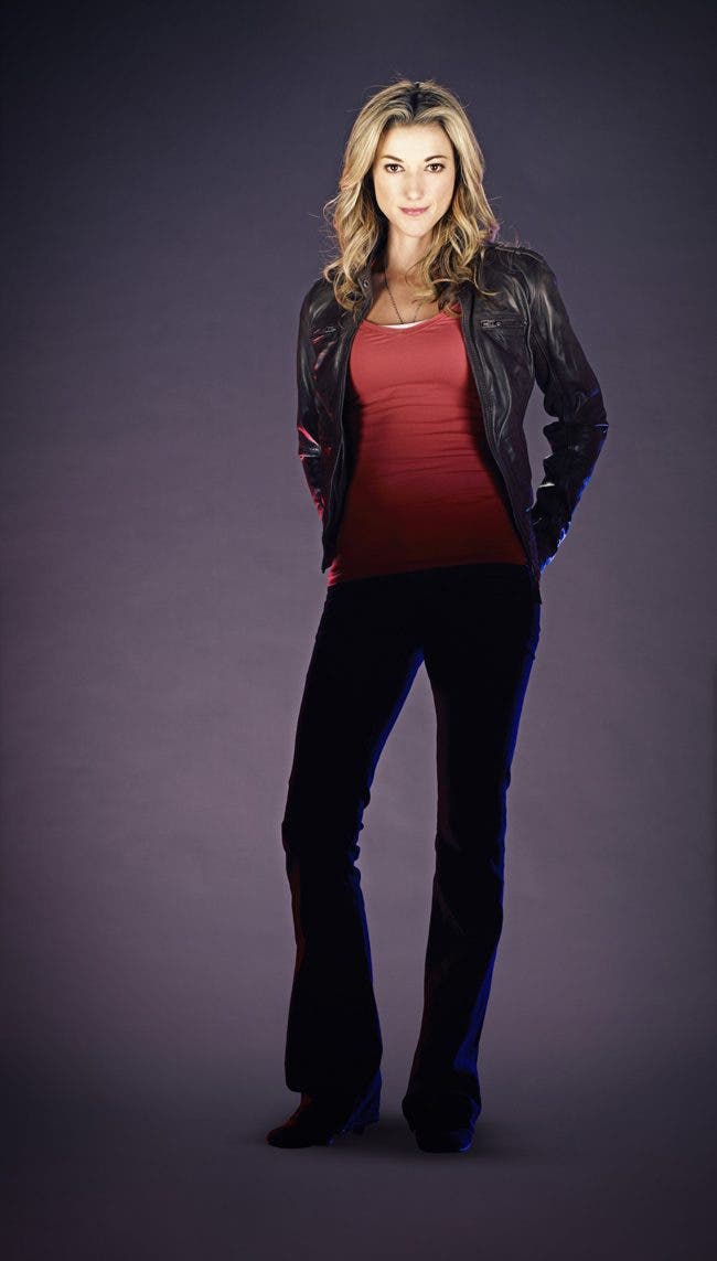 Lauren Lost Girl