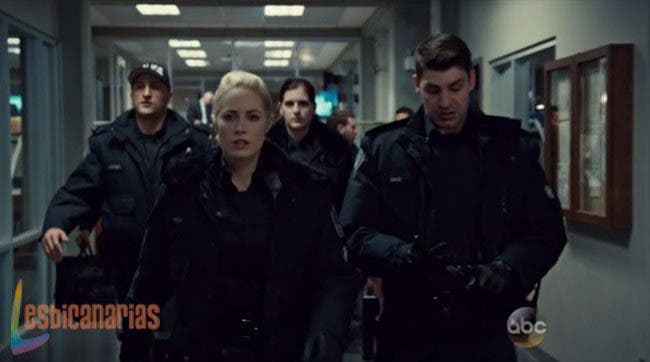 Gail y Chris Rookie Blue