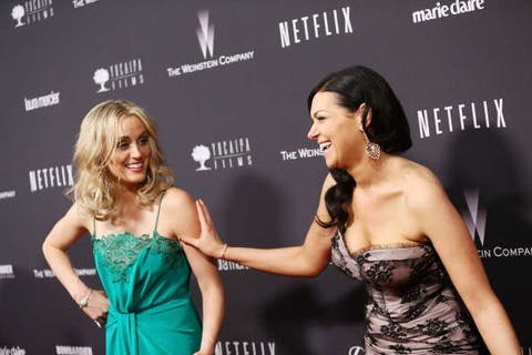 Taylor Schilling y Laura Prepon