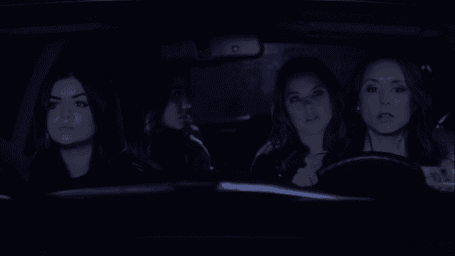 emily y las mentis en la busqueda de alison