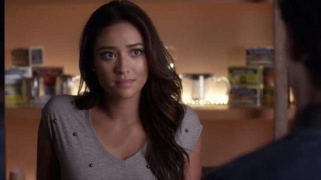 emily preocupada