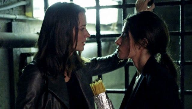 Root y Shaw en Person of Interest