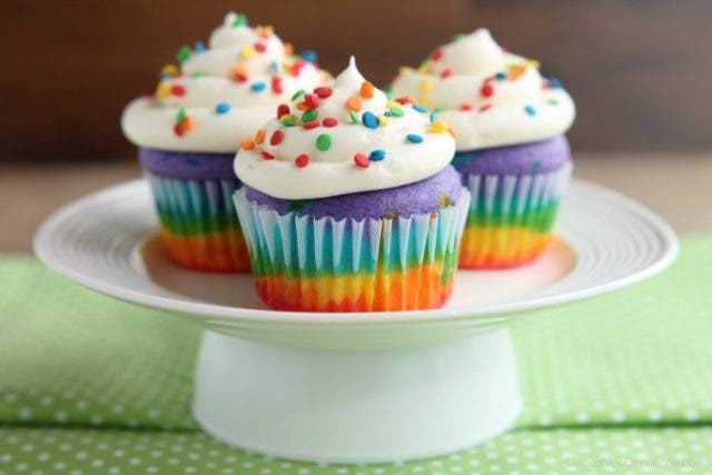 Rainbow Cupcakes6