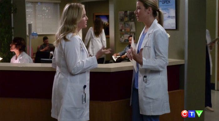 leah-y-arizona-hablando