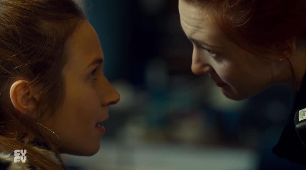 Nicole le dice que no a Waverly