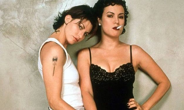Gina Gershon: Dejé a mis agentes porque me dijeron que no debería participar en Bound