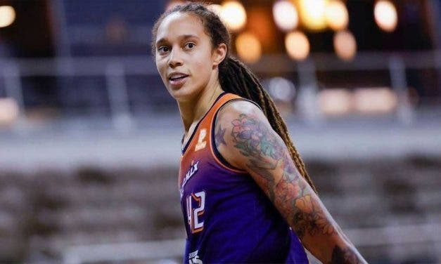La basquetbolista lesbiana Brittney Griner condenada a 9 años de prisión en Rusia