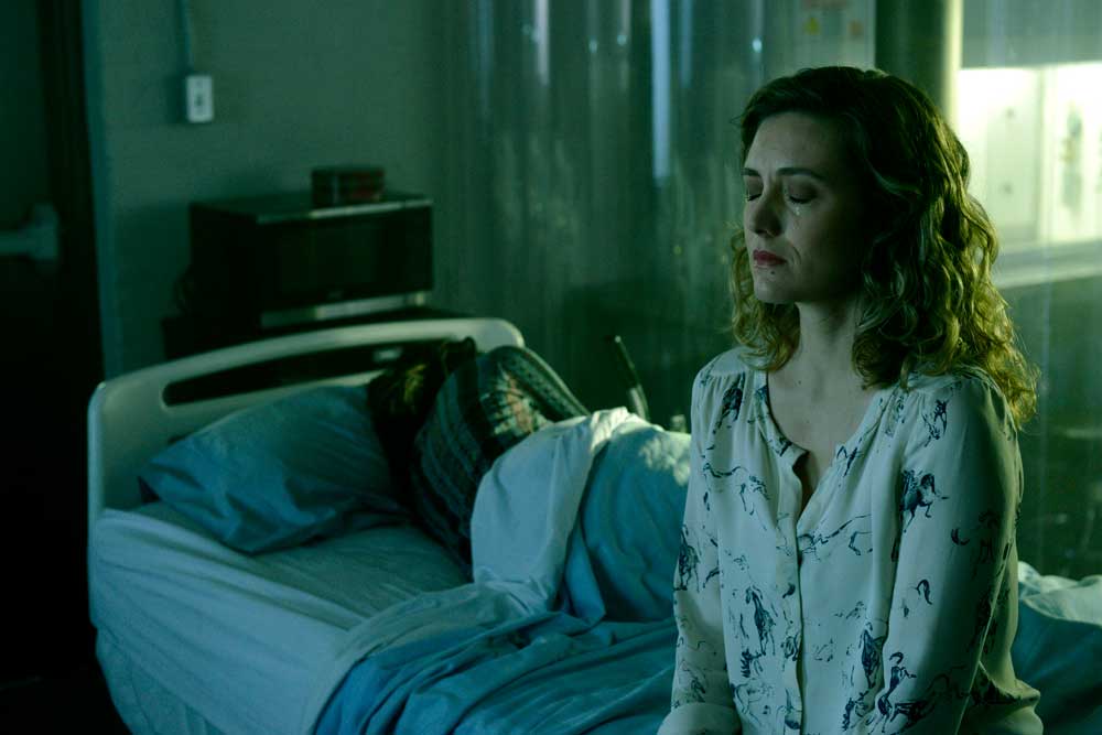 Delphine llorando en Orphan Black