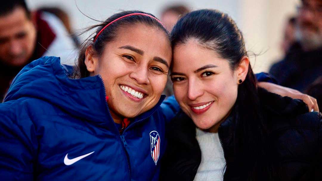 Leicy Santos anuncia su compromiso con Geraldine Matallana